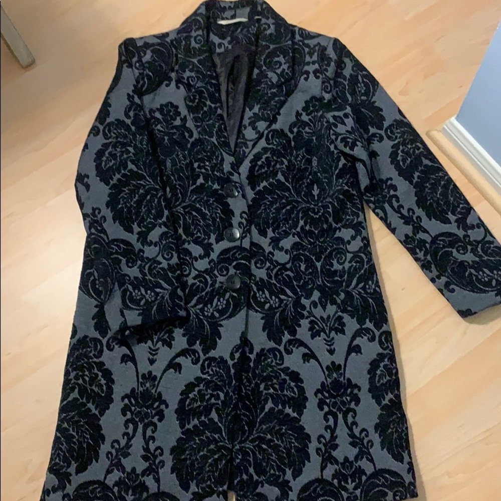 Beautiful chenille medallion coat